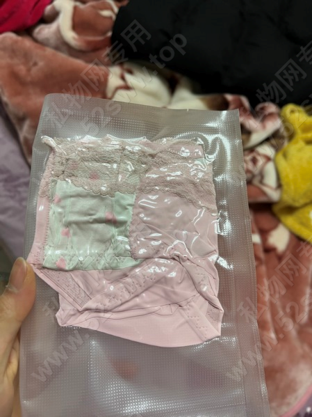 1C1A9D05885FC808FBA64643FF7313E2.png